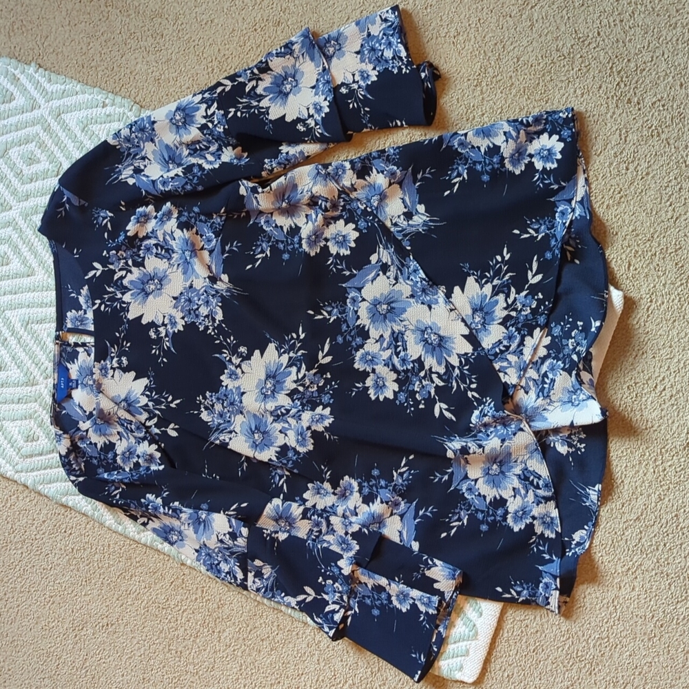 NWOT Blouse